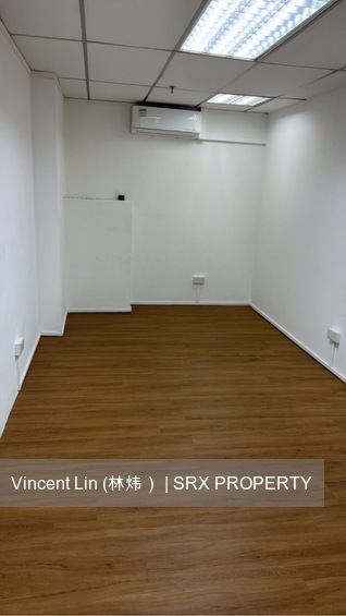 TONG LEE BUILDING (D13), Factory #634560991